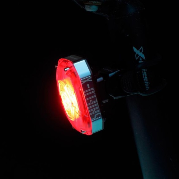 LUZ TRASERA BICICLETA USB 150 LUMENS SHIELD-X
