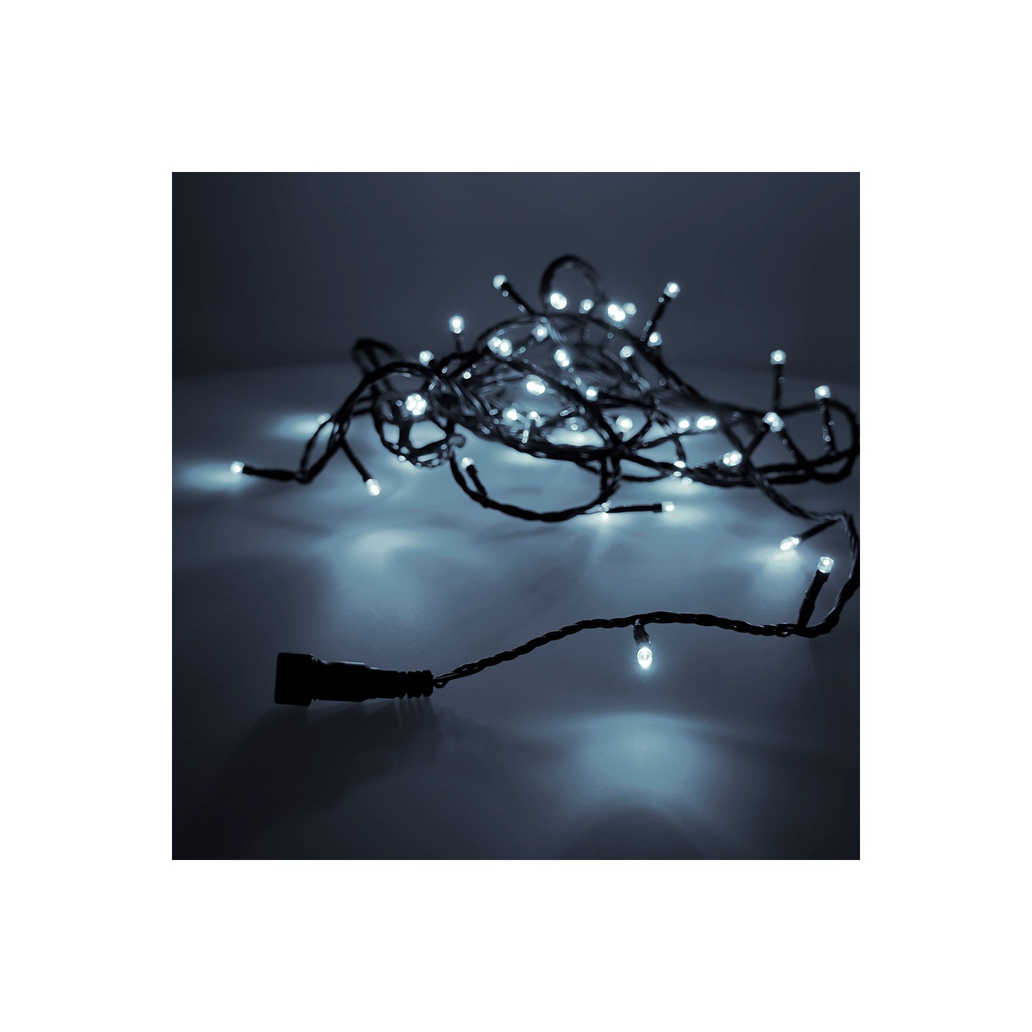 Guirnalda easy-connect 4m 60 leds blanco frio ip44 30v (ip44 interior-exterior) edm total 1,08w Guirnalda easy-connect 4m 60 leds blanco frio ip44 30v (ip44 interior-exterior) edm total 1,08w