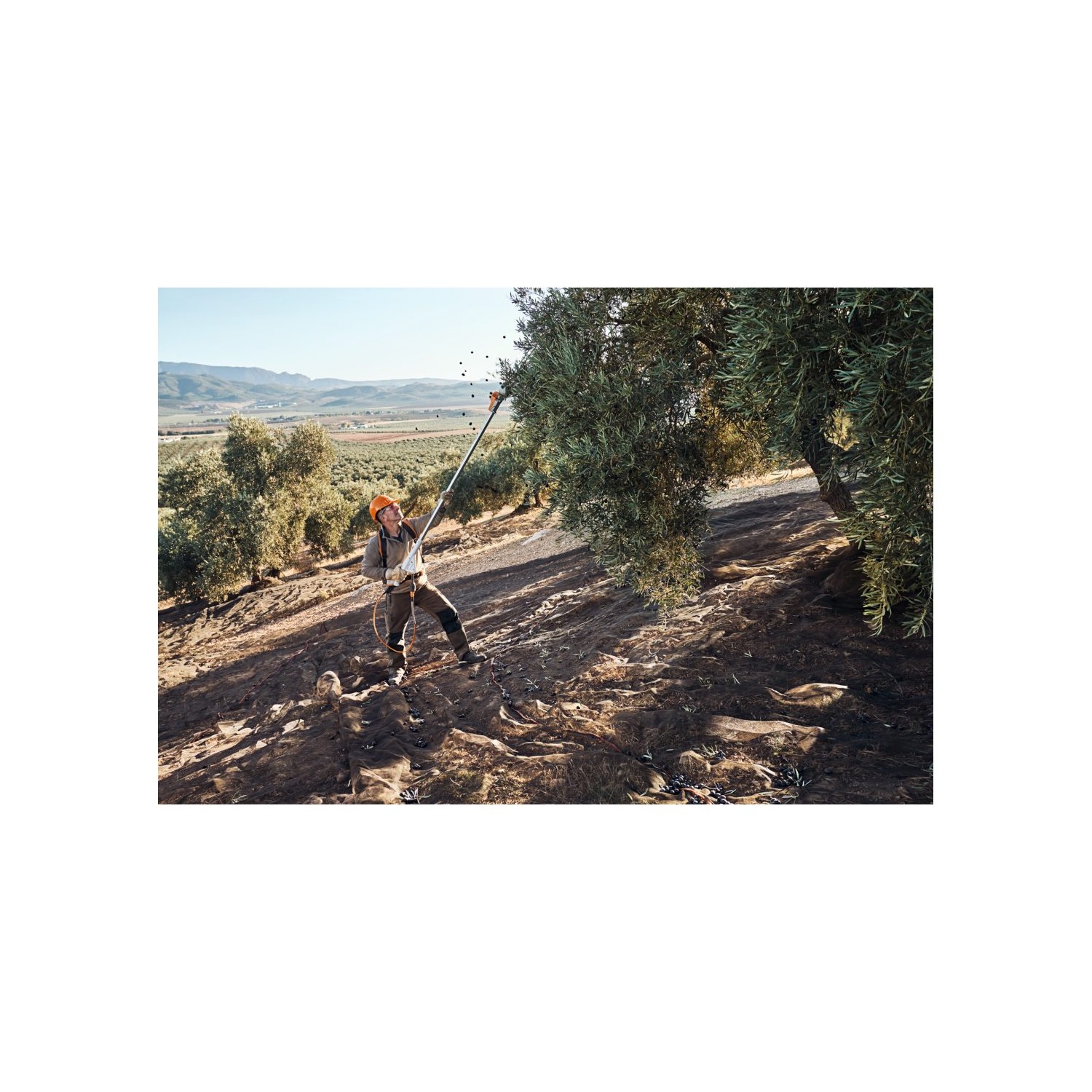 VAREADOR STIHL SPA 130 + 3 BATERIAS VAREADOR STIHL SPA 130 + 3 BATERIAS