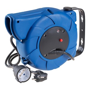 Enrollacable automático 3x1,5mm 16m con 1 base tipo f t/tl 4,8mm 16a 250v 71251a solera