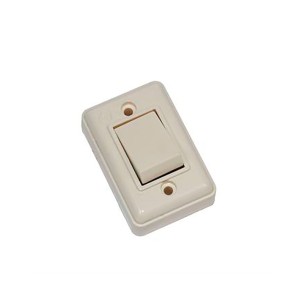 Conmutador superficie 6 a blanco marfil (retractilado)